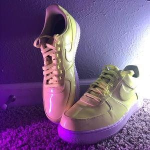 NIKE Air Force 1 Low 'Patent Neon' Size 13 Mens